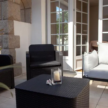 Familiale A 50 M De La Plage, 4 Chambres, Terrasse & Garage *