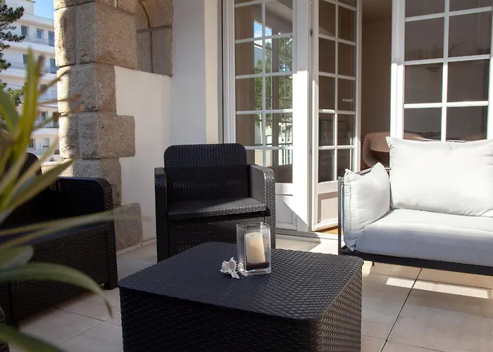 Familiale A 50 M De La Plage, 4 Chambres, Terrasse & Garage *